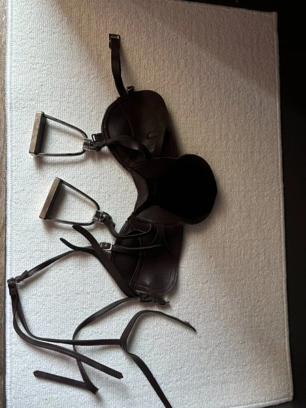 Vintage BATTAT/Our Generation horse saddle for doll-sized horse, metal+leather